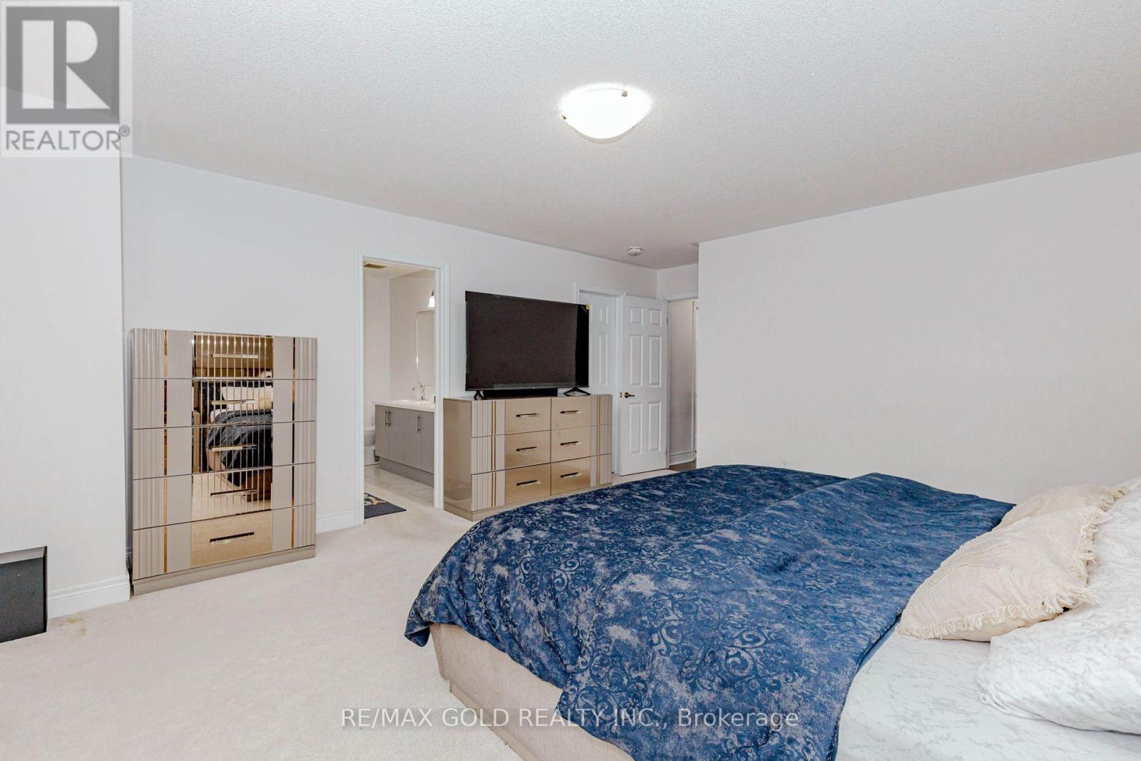 15351 DANBY ROAD - Image 28