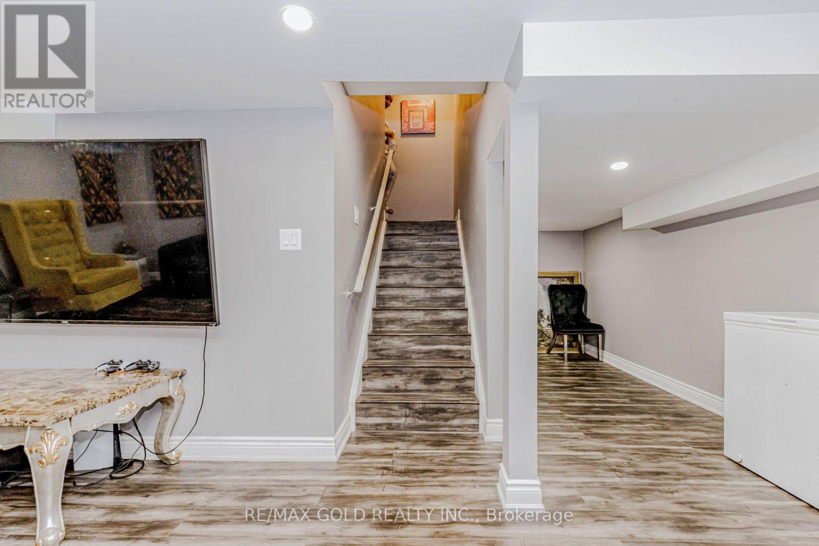 15351 DANBY ROAD - Image 40
