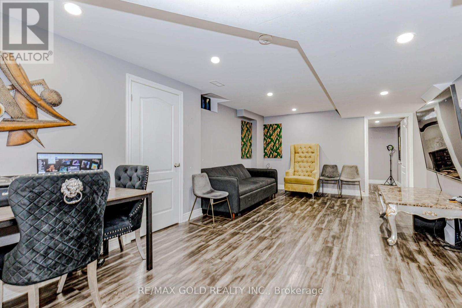 15351 DANBY ROAD - Image 41