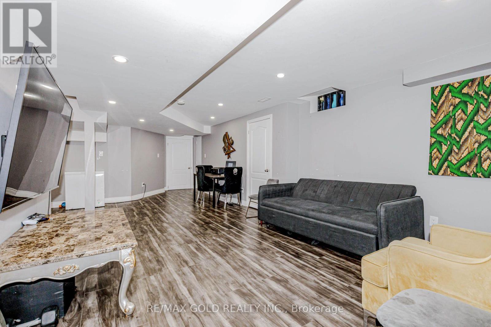 15351 DANBY ROAD - Image 43