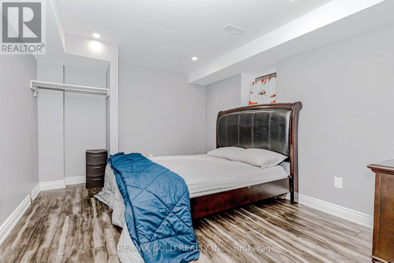 15351 DANBY ROAD - Image 44