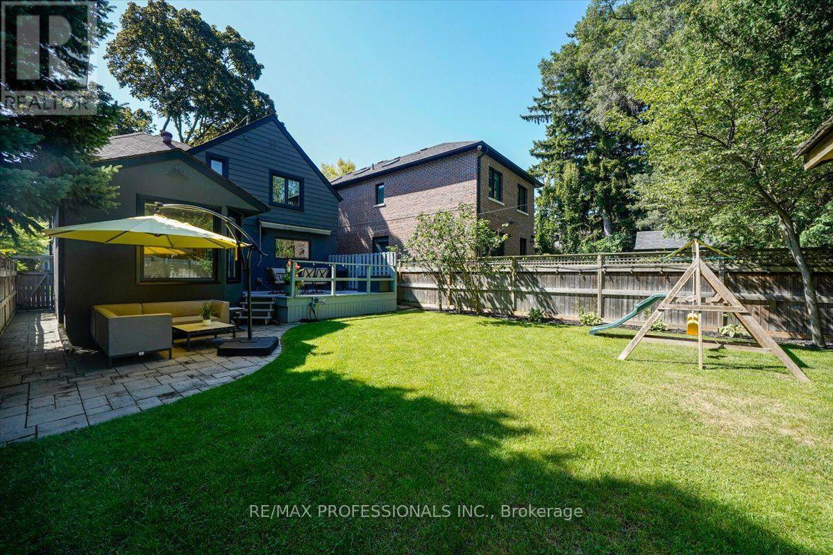 4 WINSTON GROVE - Image 36