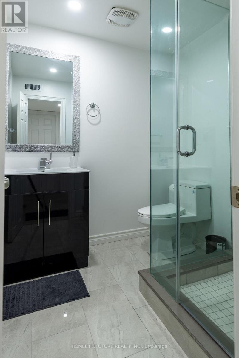 264 HOLBEACH COURT - 40