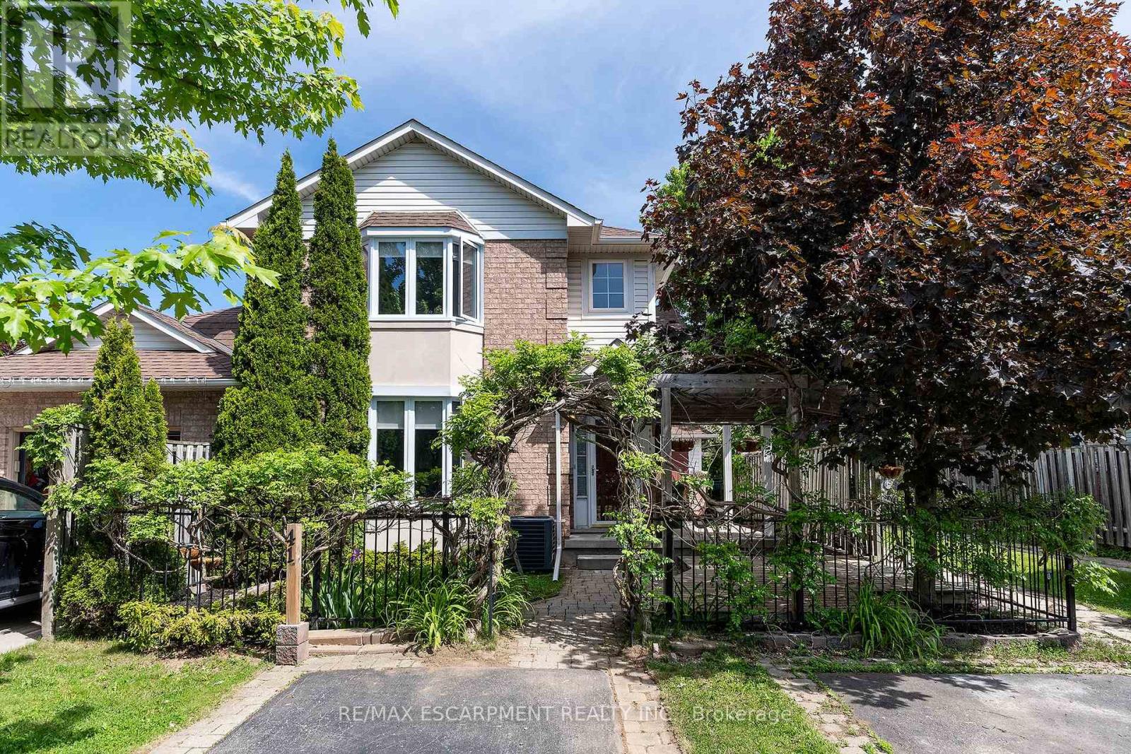 41 VALRIDGE DRIVE - 1