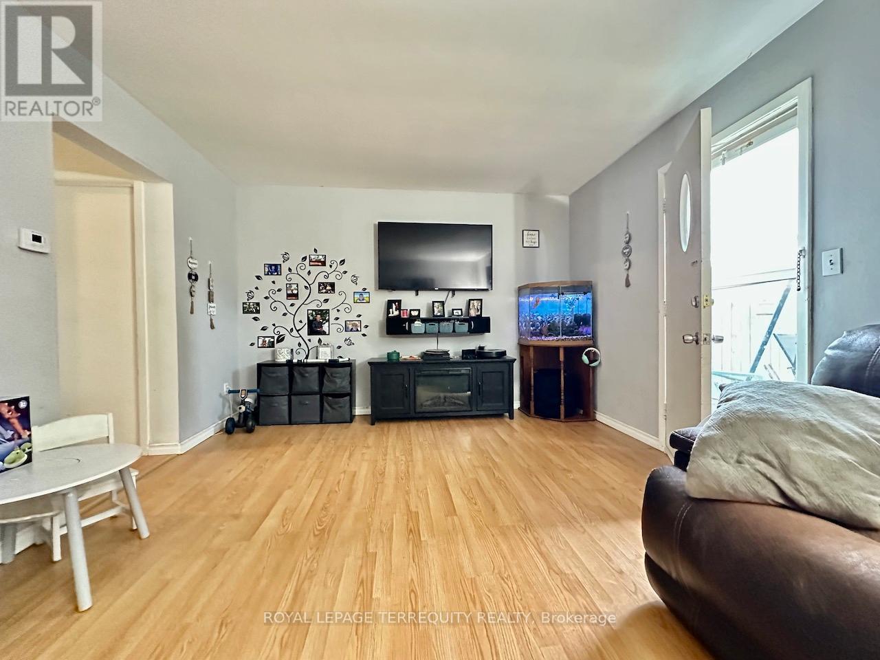 41 ORCHARD PLACE - 5