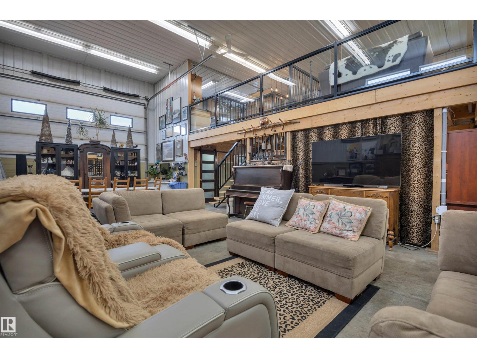 62002 TWP ROAD 462 A - 23