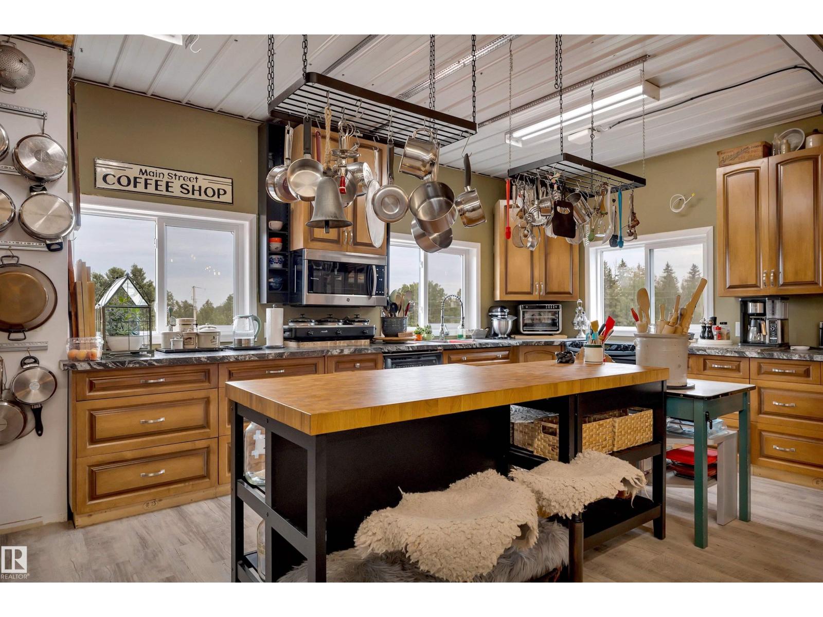 62002 TWP ROAD 462 A - 45