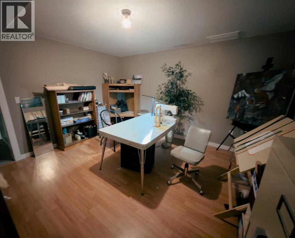930036 232 Range Road - 9