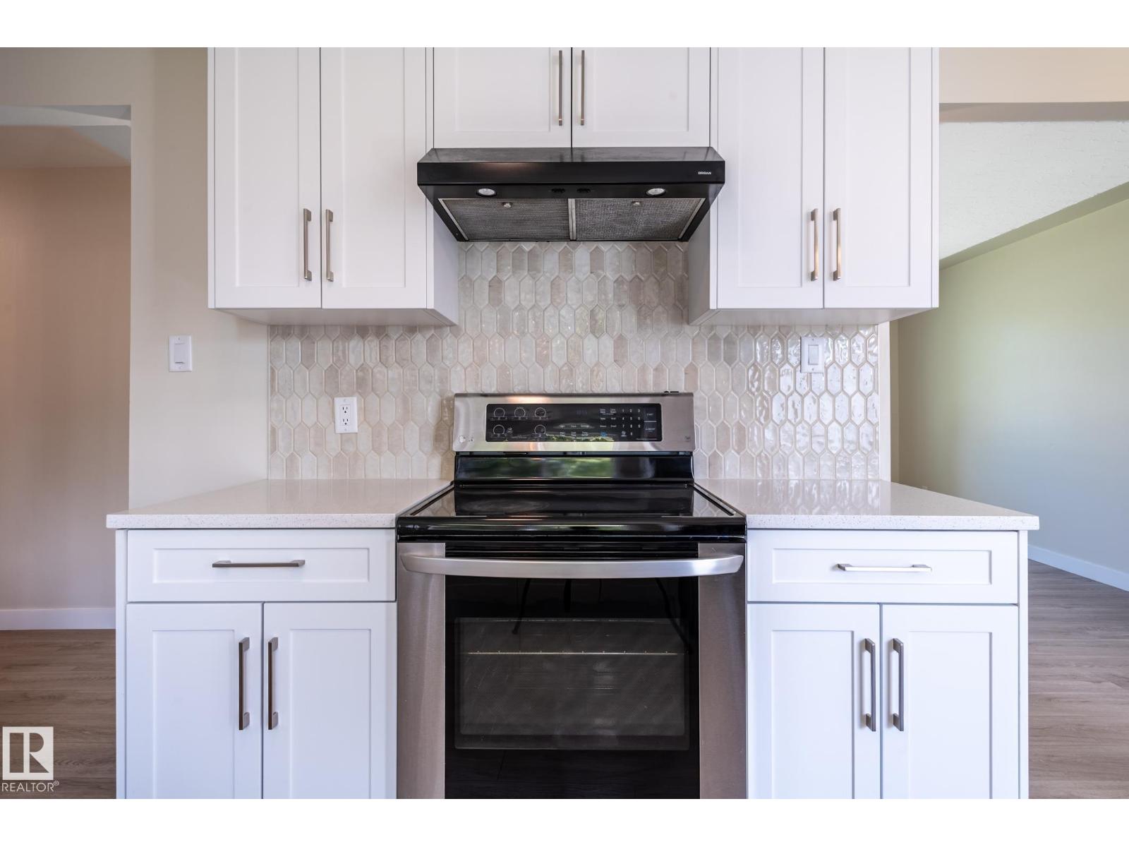 10431 137 AV NW - Image 19