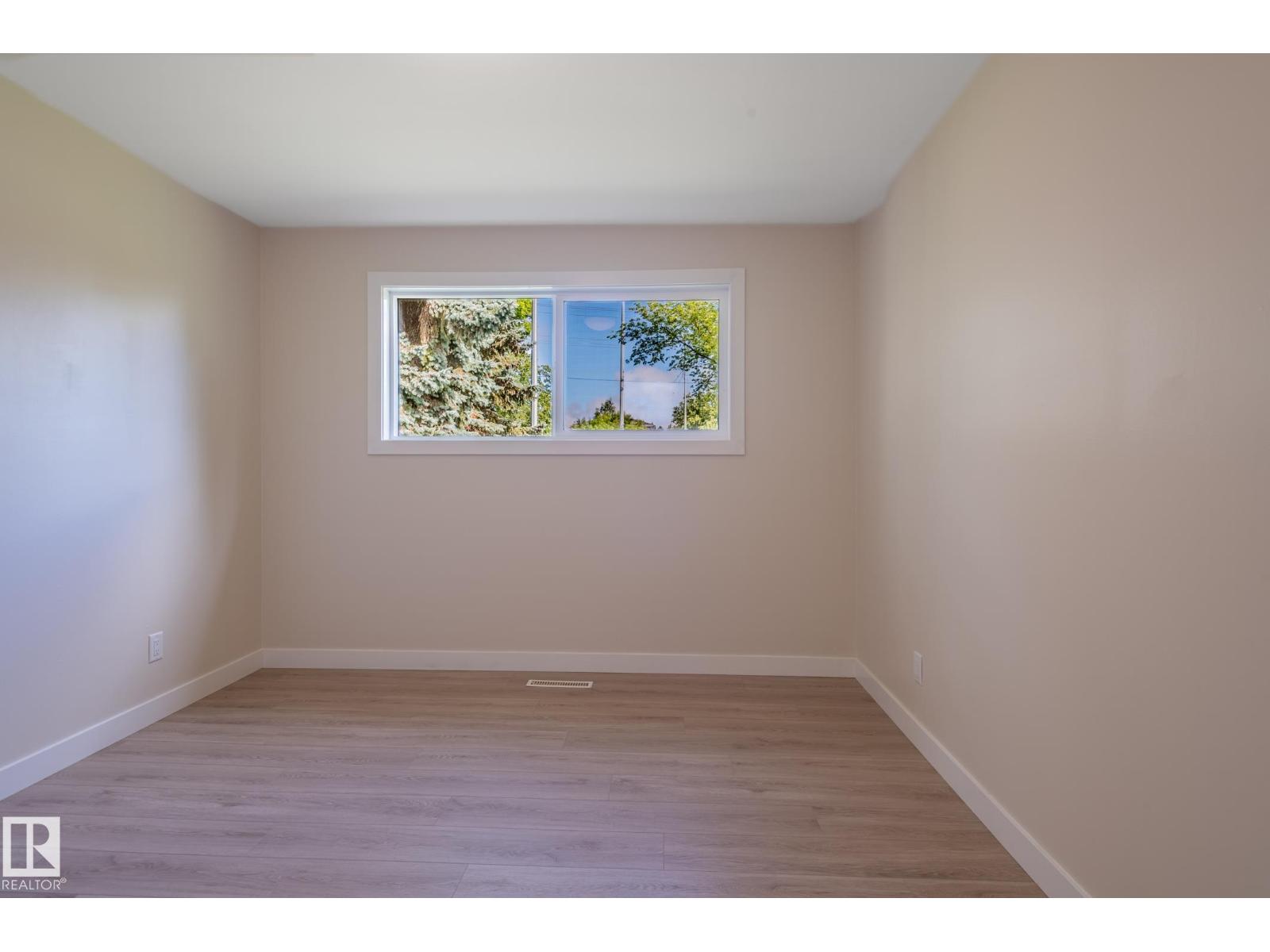 10431 137 AV NW - Image 28