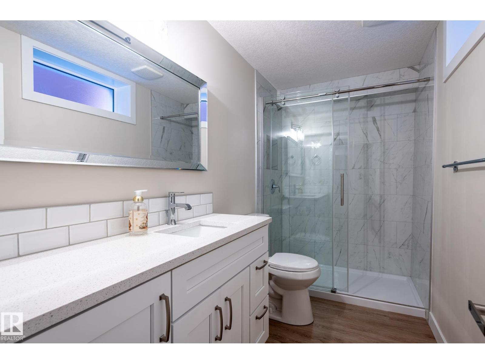 10431 137 AV NW - Image 42