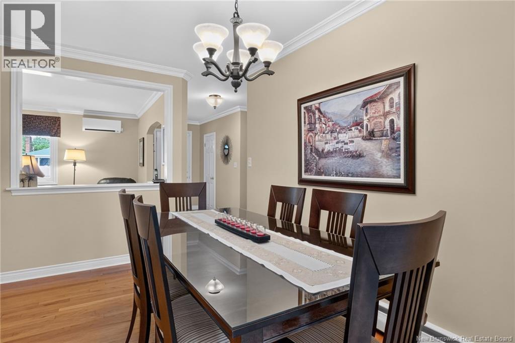 81 Mount Royal Boulevard - Image 12