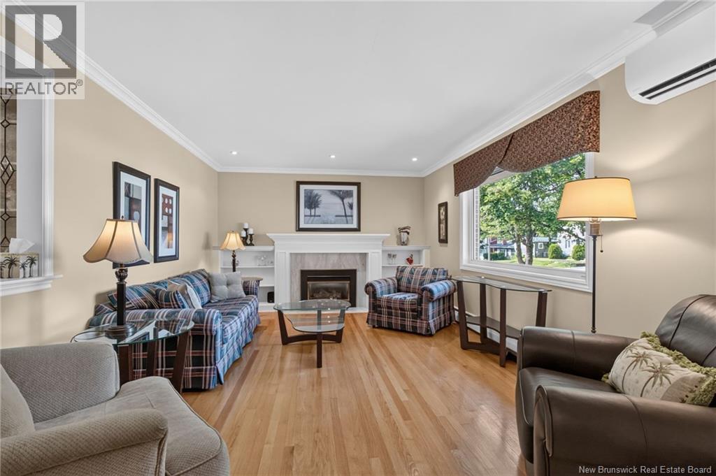 81 Mount Royal Boulevard - 5