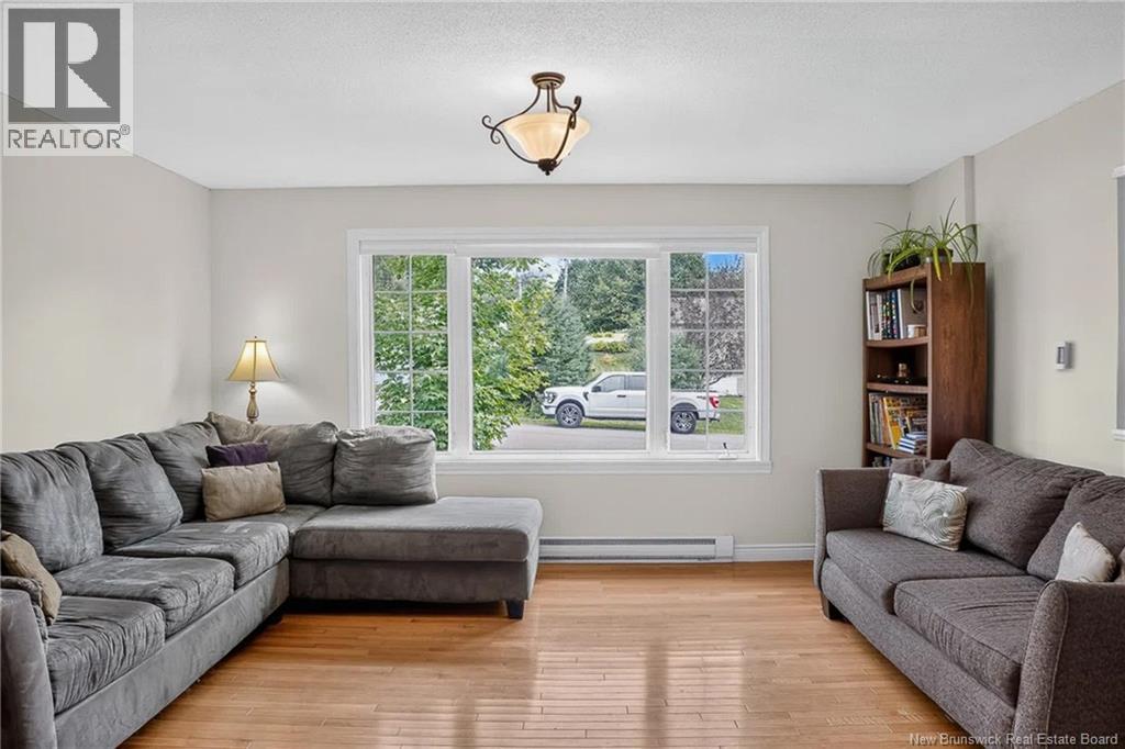 66 Viola Avenue - Image 14