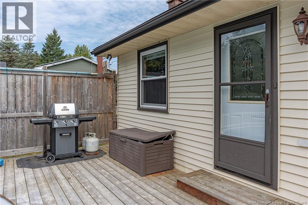 66 Viola Avenue - Image 36