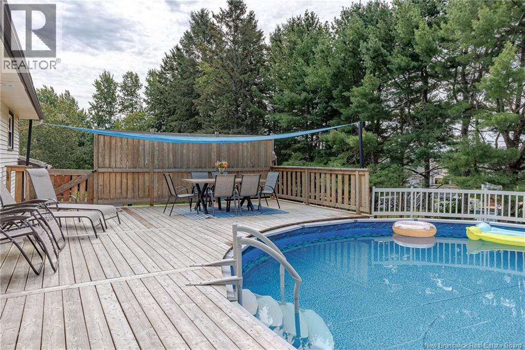 66 Viola Avenue - Image 40