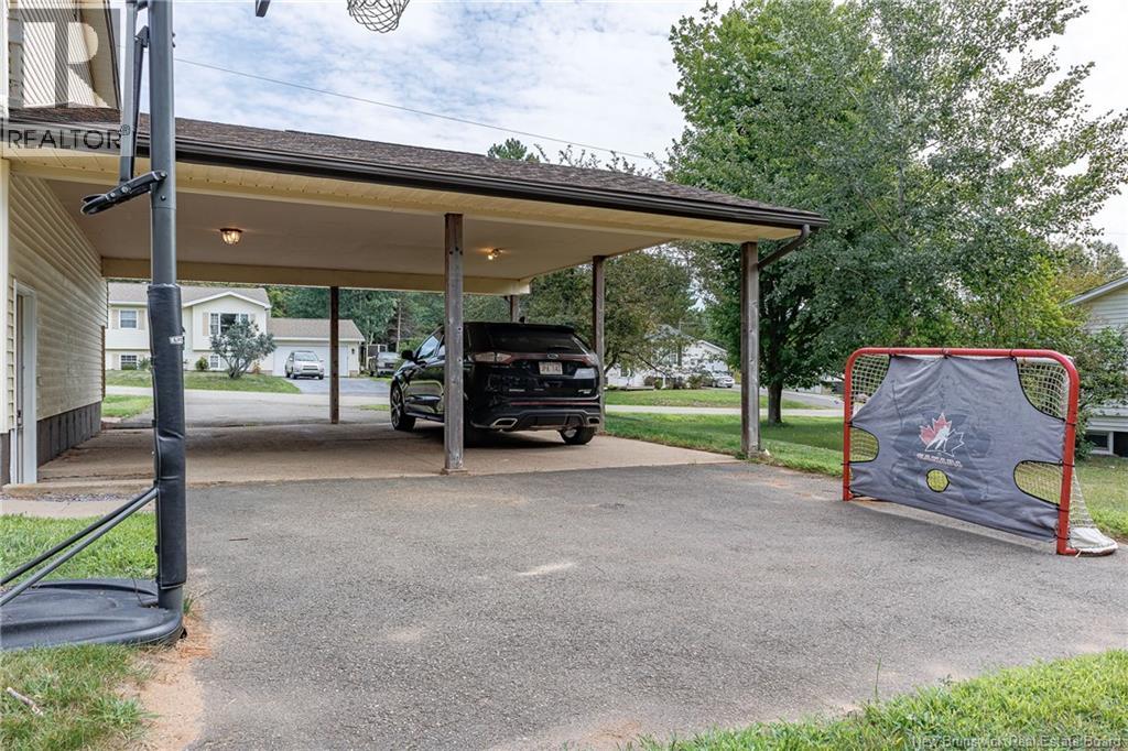 66 Viola Avenue - 43