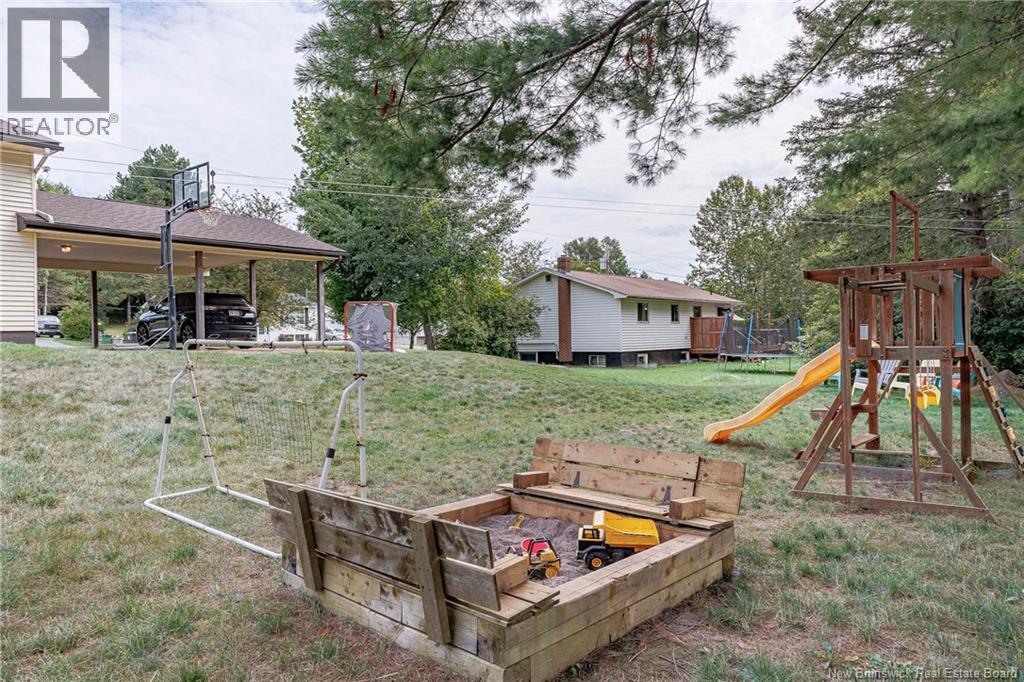 66 Viola Avenue - 44
