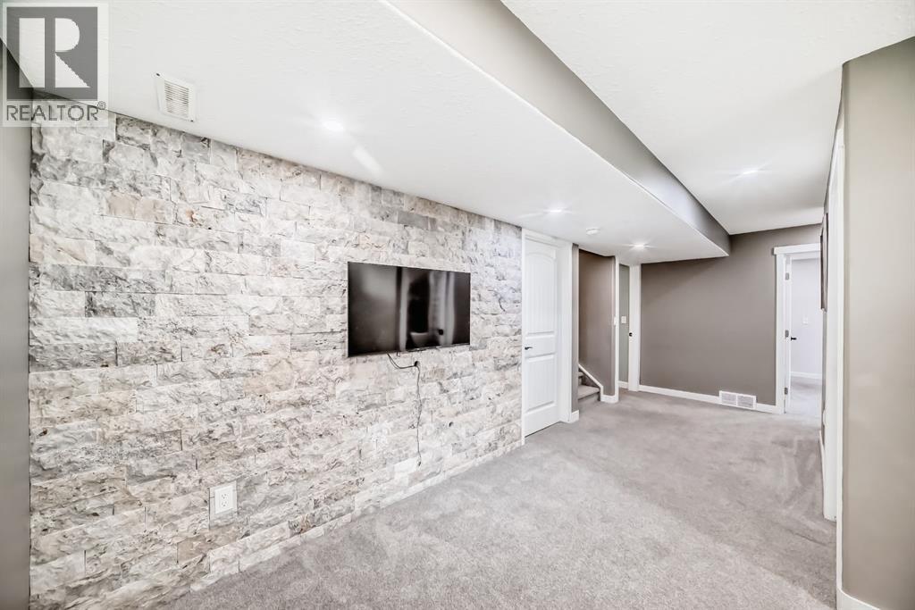 20 Madison Court - 35