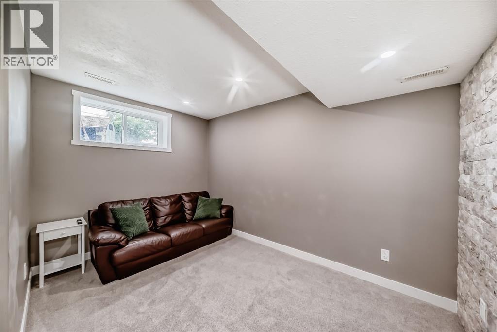 20 Madison Court - Image 37