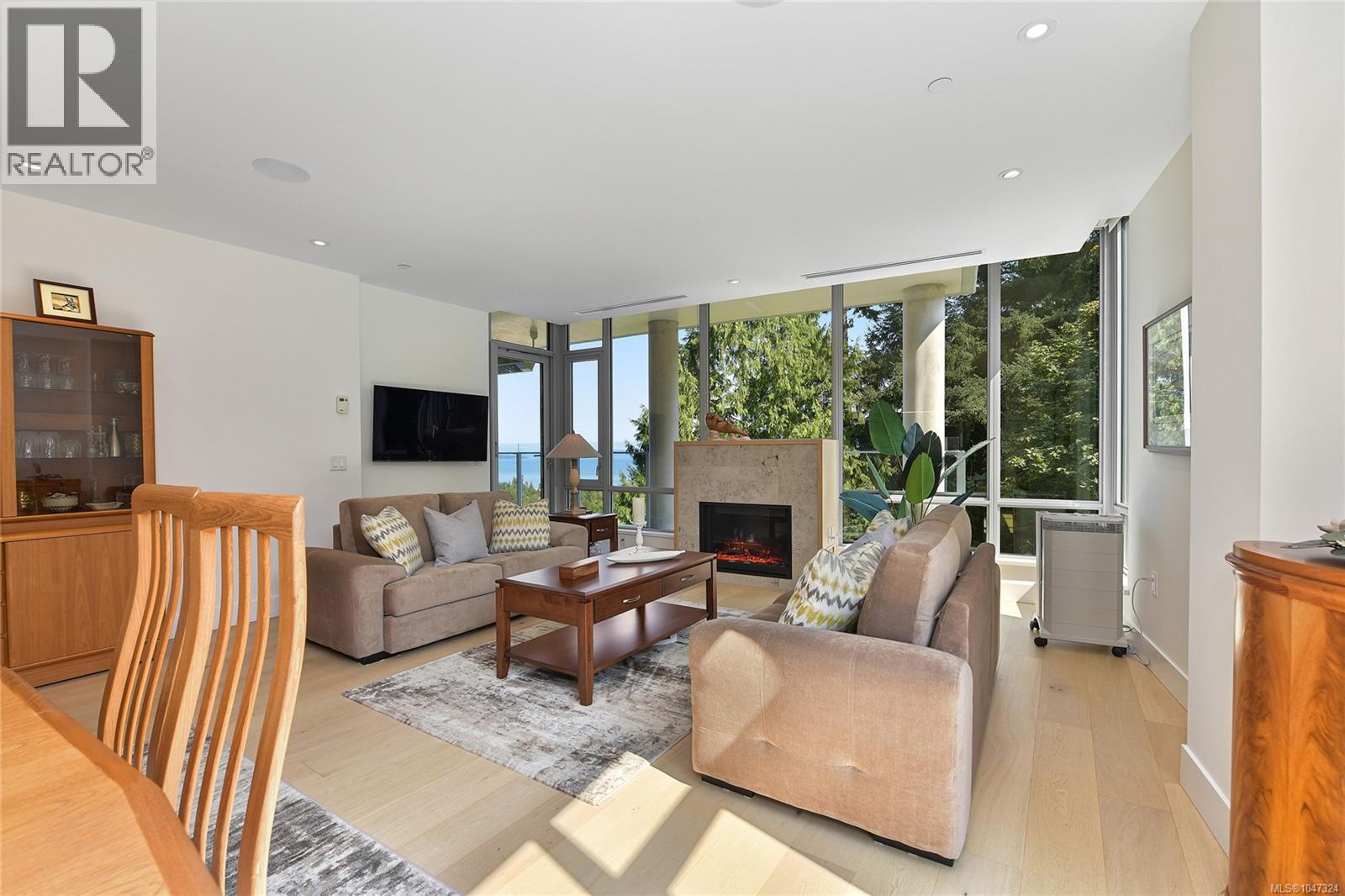 #406 5388 Hill Rise Terr - 7