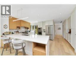 406 5388 Hill Rise Terr, Saanich, BC V8Y3K2 Photo 15
