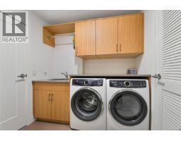 406 5388 Hill Rise Terr, Saanich, BC V8Y3K2 Photo 44