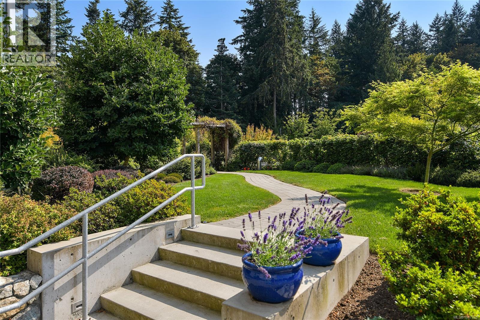 #406 5388 Hill Rise Terr - 51