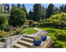406 5388 Hill Rise Terr, Saanich, BC V8Y3K2 Photo 51