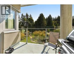 406 5388 Hill Rise Terr, Saanich, BC V8Y3K2 Photo 20