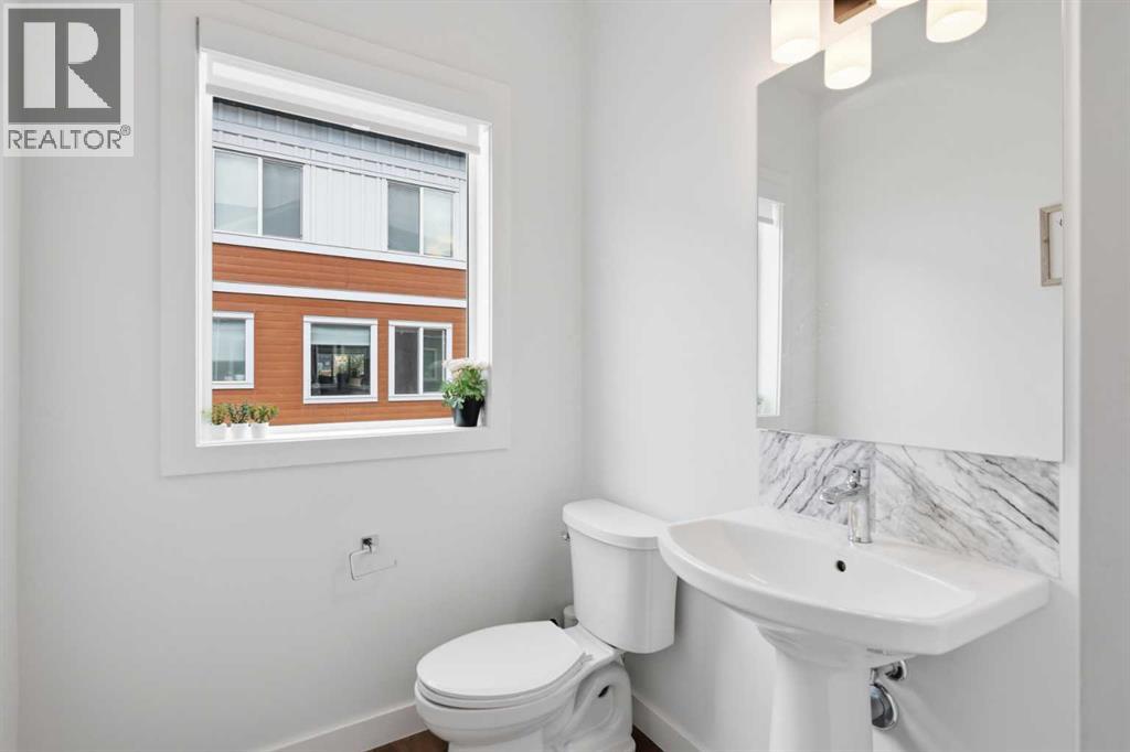 #602 335 Creekside Boulevard SW - 7