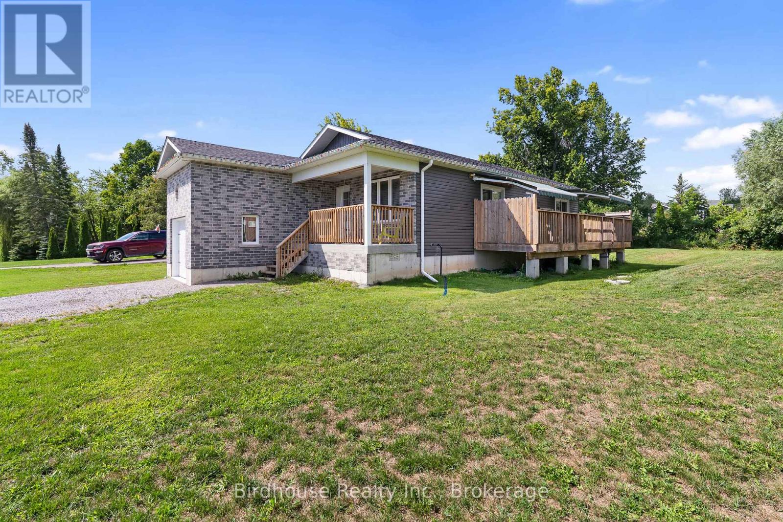 223 CROSBY DRIVE - Image 27