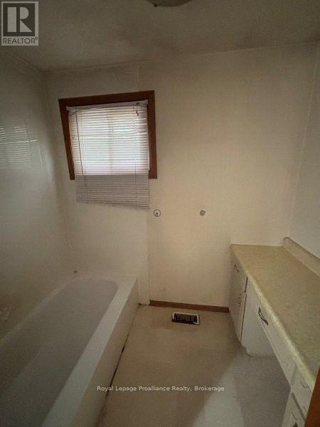 112 SIDNEY STREET - Image 14