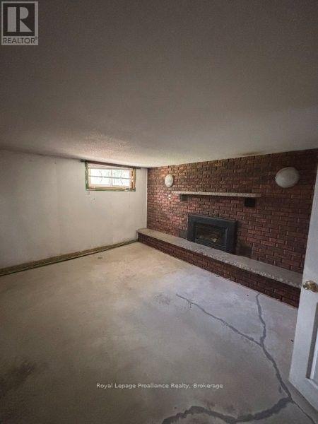 112 SIDNEY STREET - Image 23