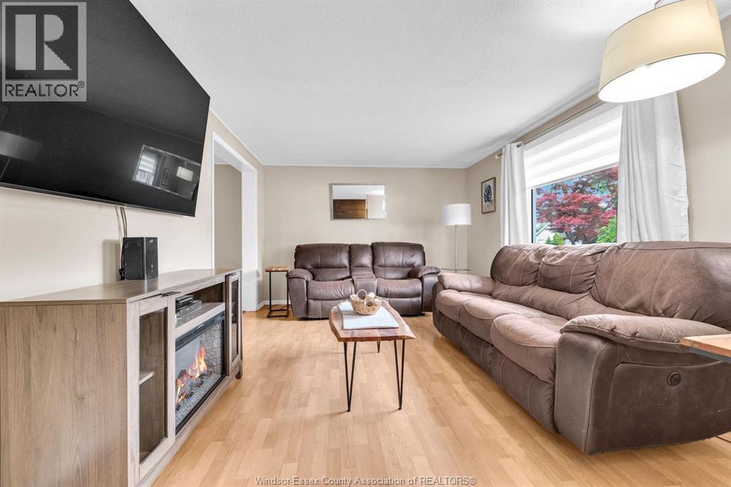 1045 REEDMERE ROAD - Image 6