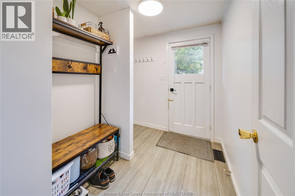 1045 REEDMERE ROAD - Image 20