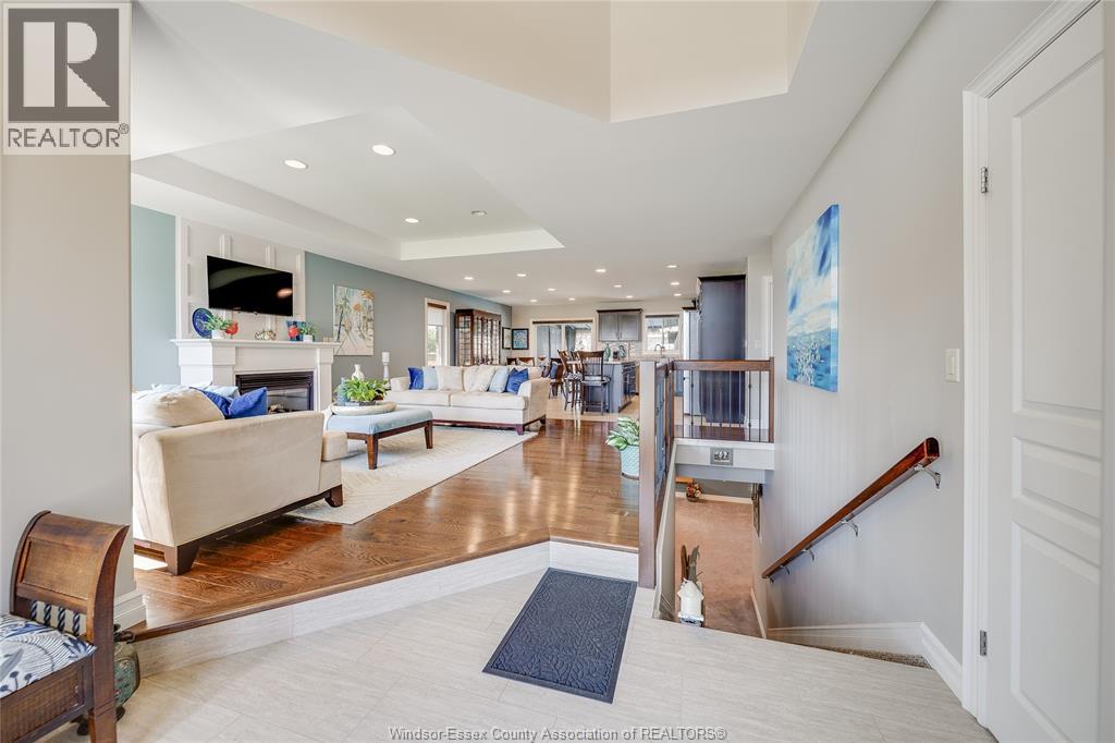 35 MARSHWOODS BOULEVARD - Image 7