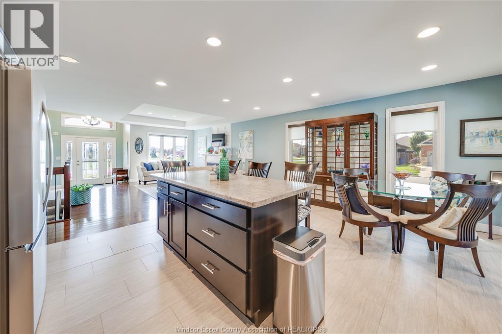 35 MARSHWOODS BOULEVARD - Image 14