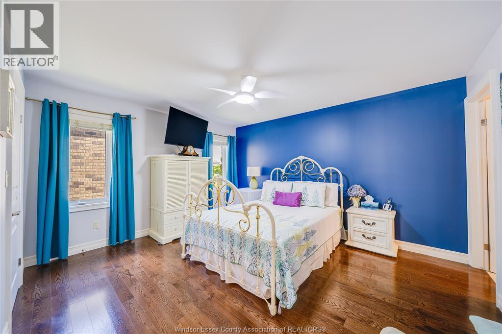 35 MARSHWOODS BOULEVARD - Image 21