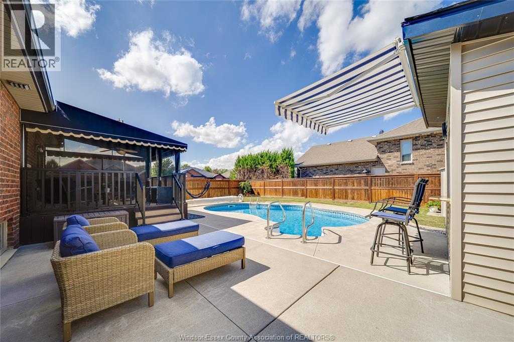 35 MARSHWOODS BOULEVARD - 34