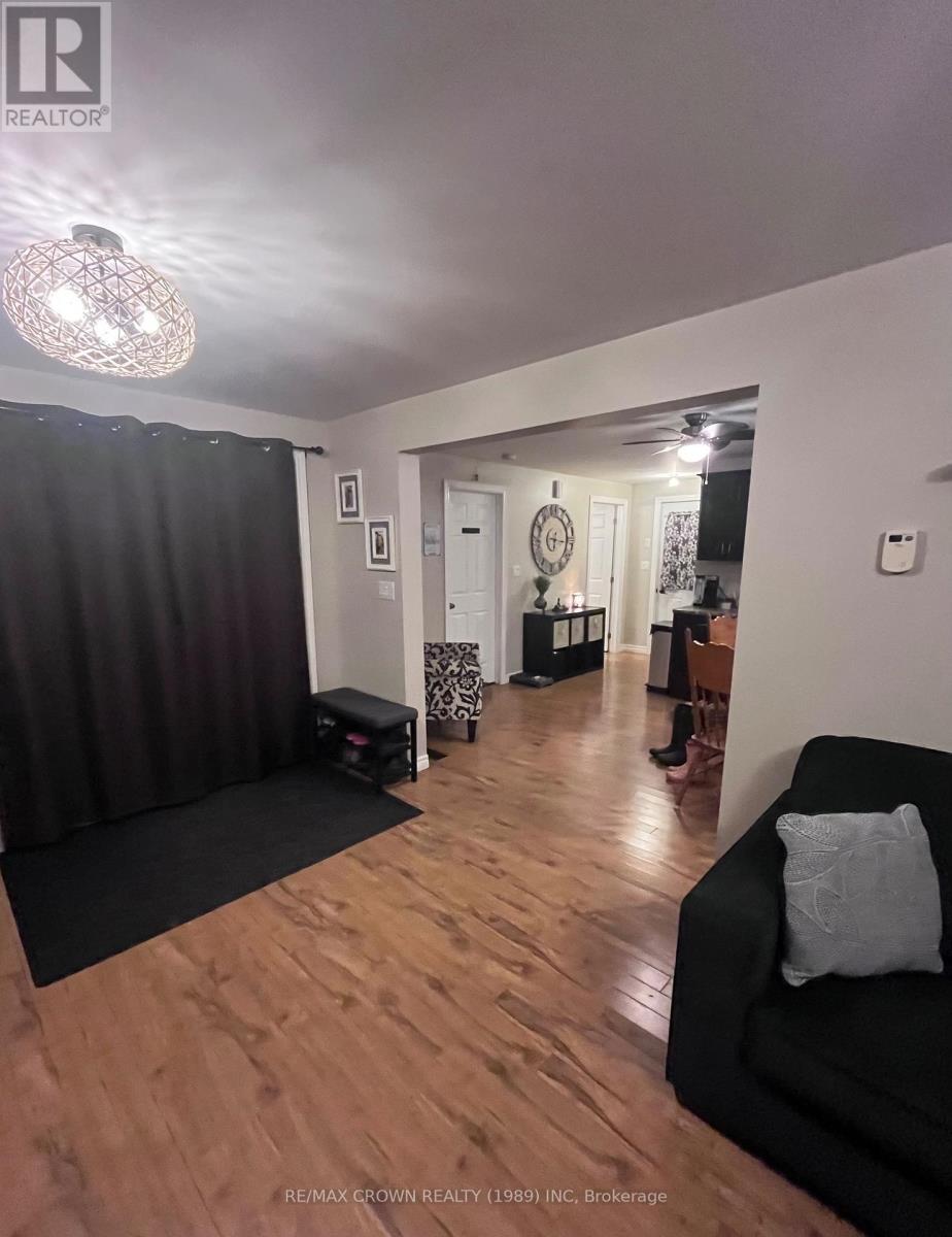 5 GLEN AVENUE - Image 13