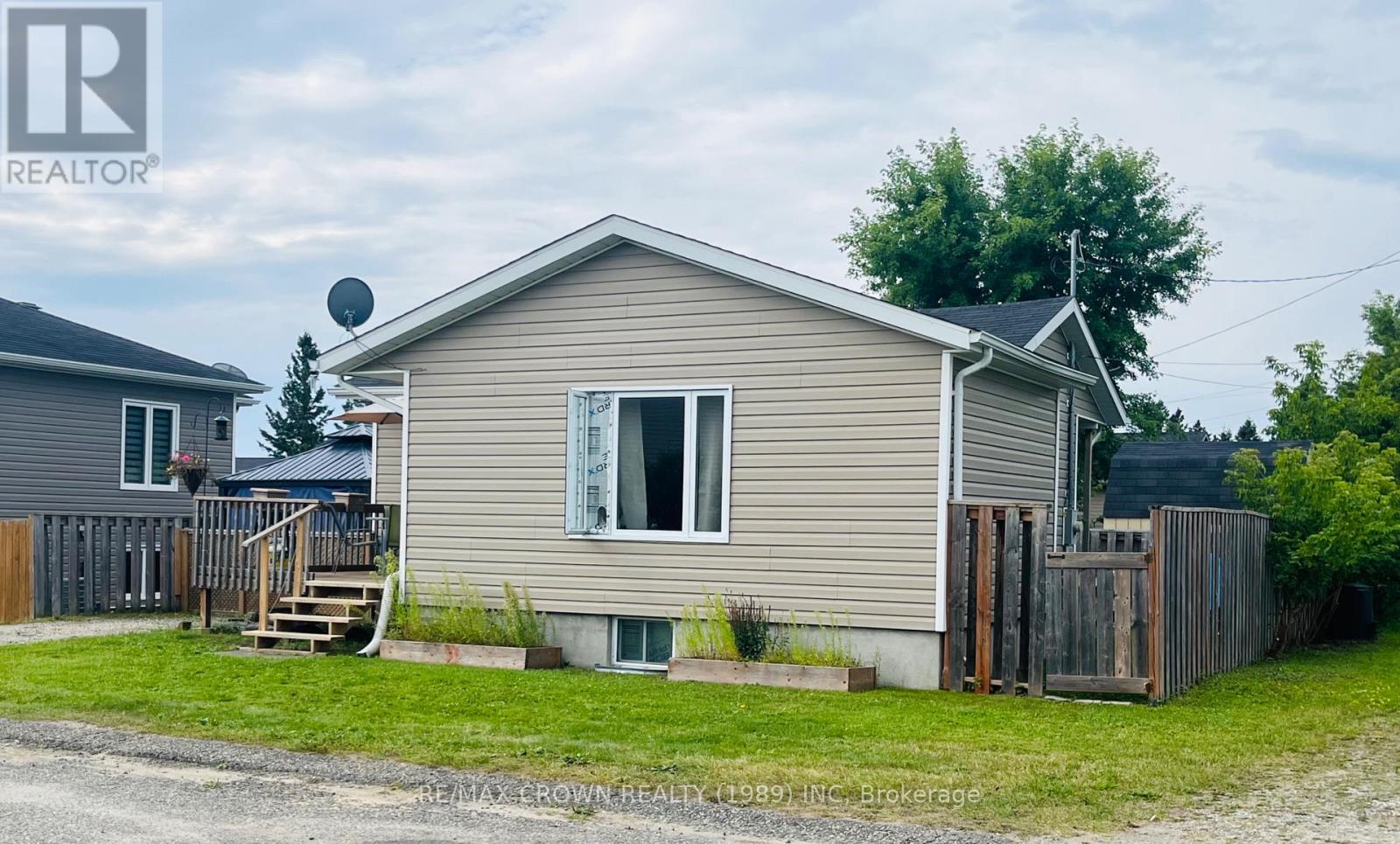 5 GLEN AVENUE - Image 3