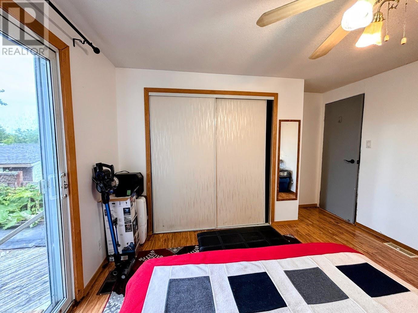 24 Jackson CRES - Image 12