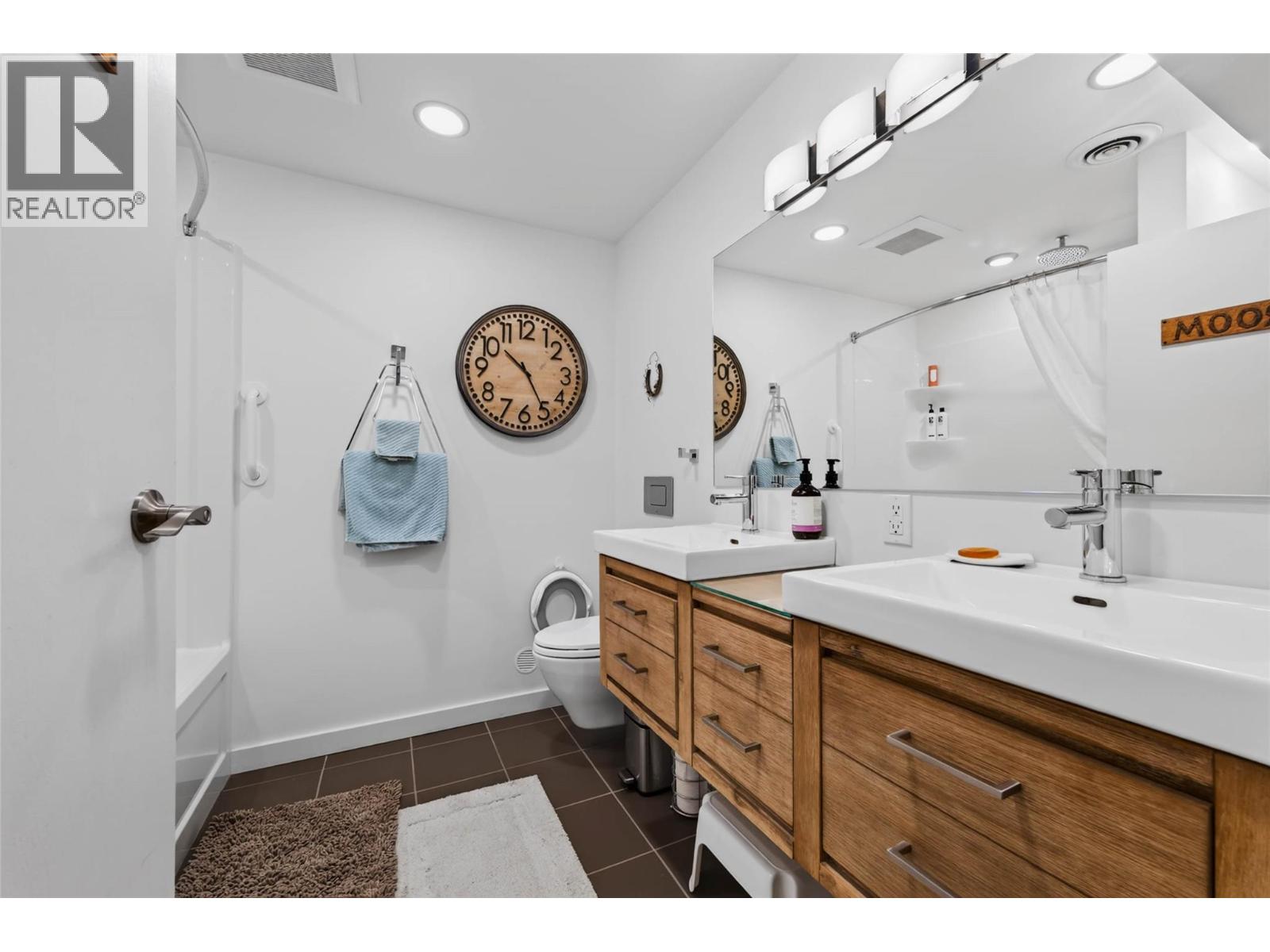 605 Delbruck Street - 26