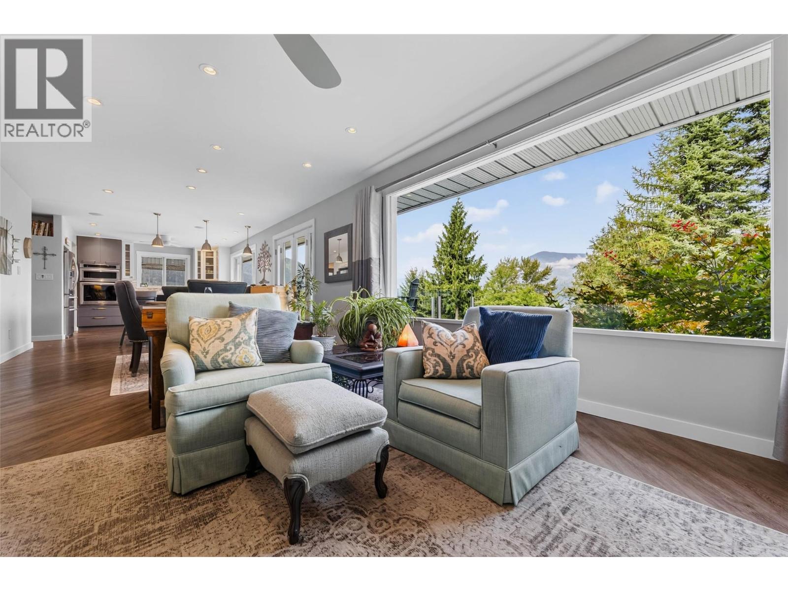 605 Delbruck Street - 4