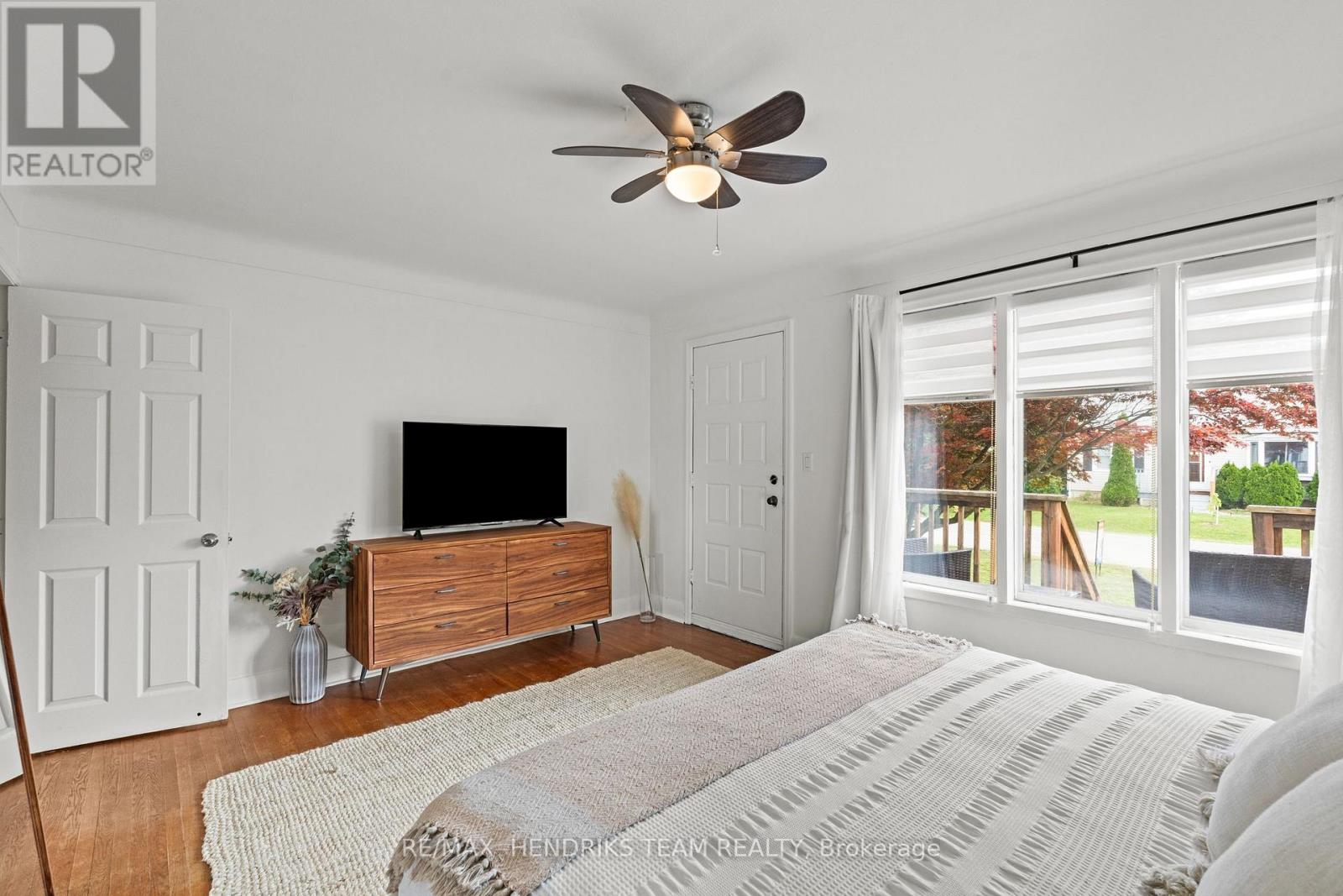 35 KINSEY STREET - Image 17