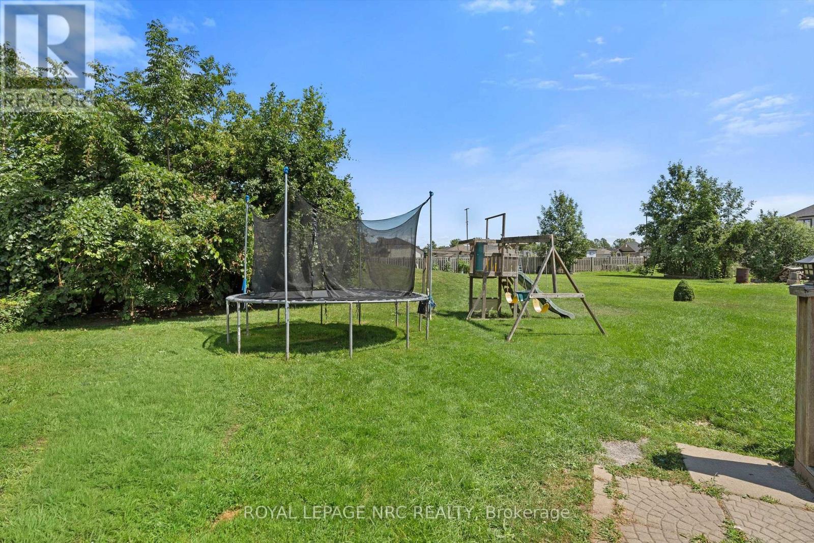 1010 ARTHUR STREET - Image 33
