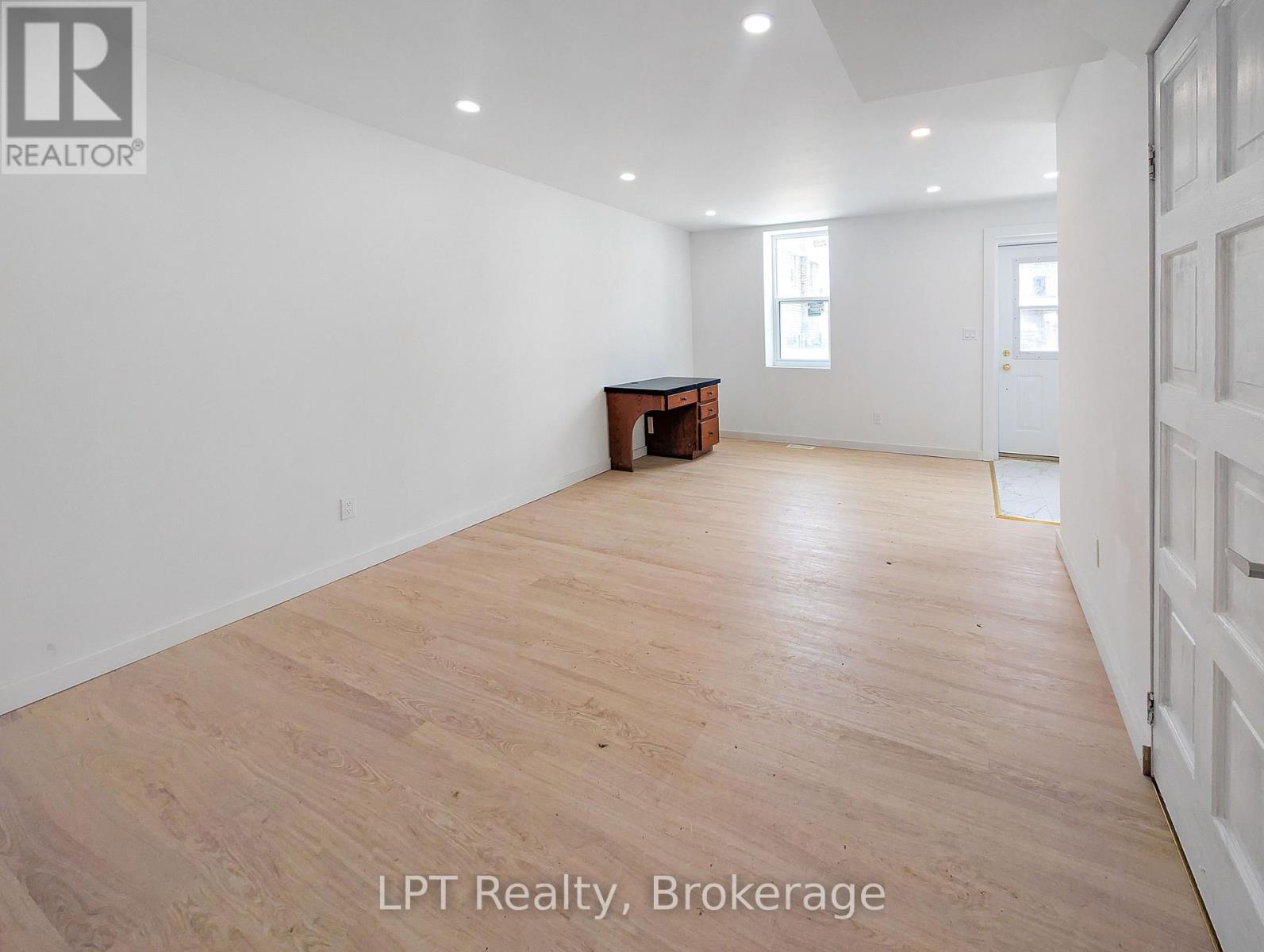163 GARAFRAXA STREET - Image 5