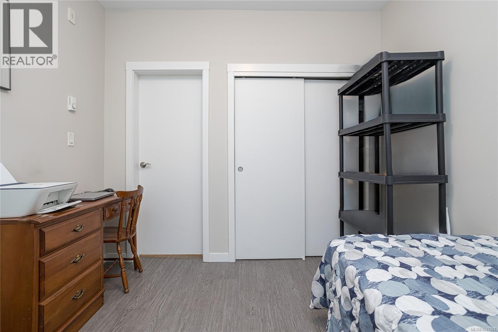 #408 868 Orono Ave - 15