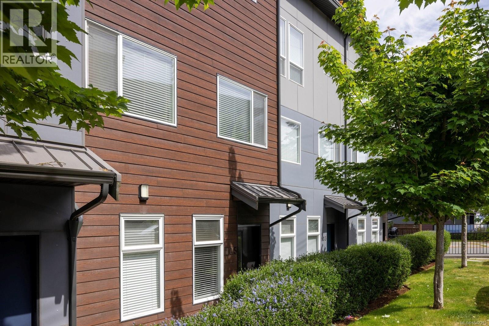 #105 694 Hoylake Ave - 29